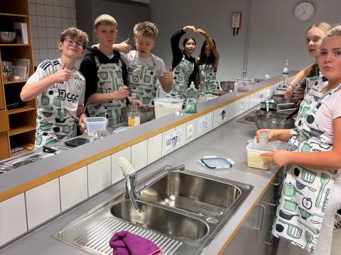 Nemendum þykir alltaf skemmtilegt í heimilisfræði