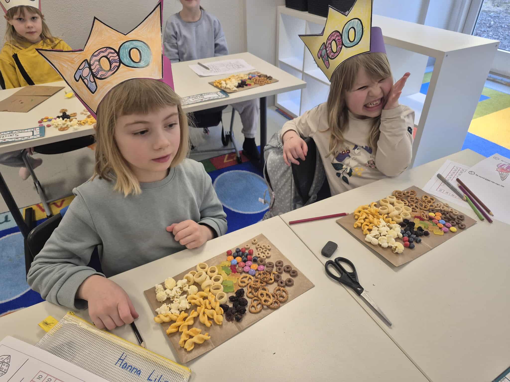 Ánægðir nemendur á hundrað daga hátíð