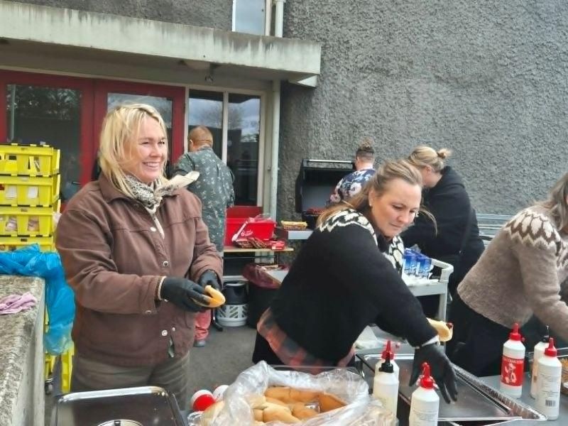 Mikið að gera á grillinu
